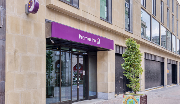 Premier Inn Edinburgh Hotel